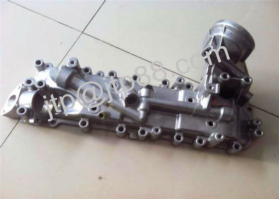 Couverture mécanique de réfrigérant à huile de pièces de rechange pour TOYOTA 1HZ 15721-17012