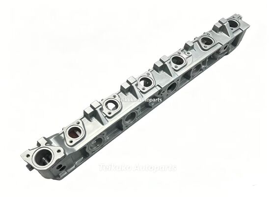 Part Number 11103 E0080 Camshaft Assembly Bracket Camshaft Housing Component for HINO J08E