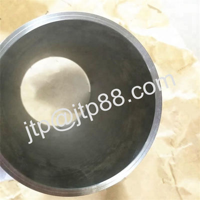 Le revêtement passé au bichromate de potasse et le Pisto de cylindre des pièces C240 de revêtement de moteur ont placé 9-11261-230-0 86x88x178mm