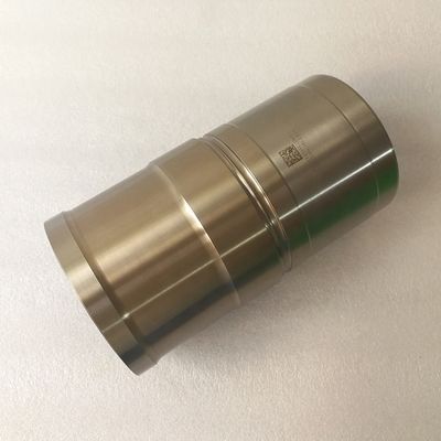 Revêtement de moteur du revêtement 4D34 de cylindre de Mitsubishi et douille réglée du revêtement ME013366 de piston