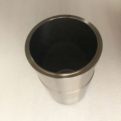 Revêtement de moteur du revêtement 4D34 de cylindre de Mitsubishi et douille réglée du revêtement ME013366 de piston